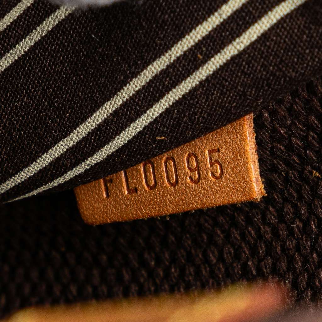 Louis Vuitton Toile Antigua Besace LV Cup Messenger PM - Detail 1