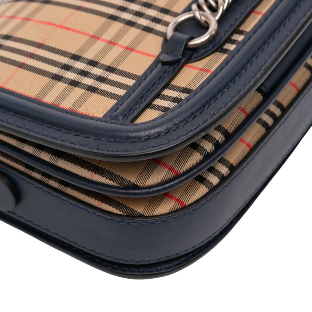 Burberry Haymarket Check Canvas 1983 Link Flap - Detail 2