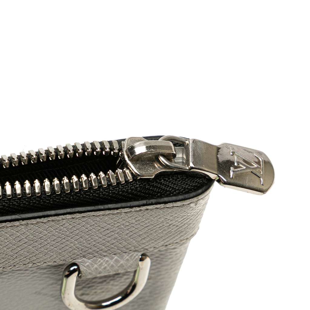 Louis Vuitton Monogram Taigarama Pochette Discovery PM - Image 10