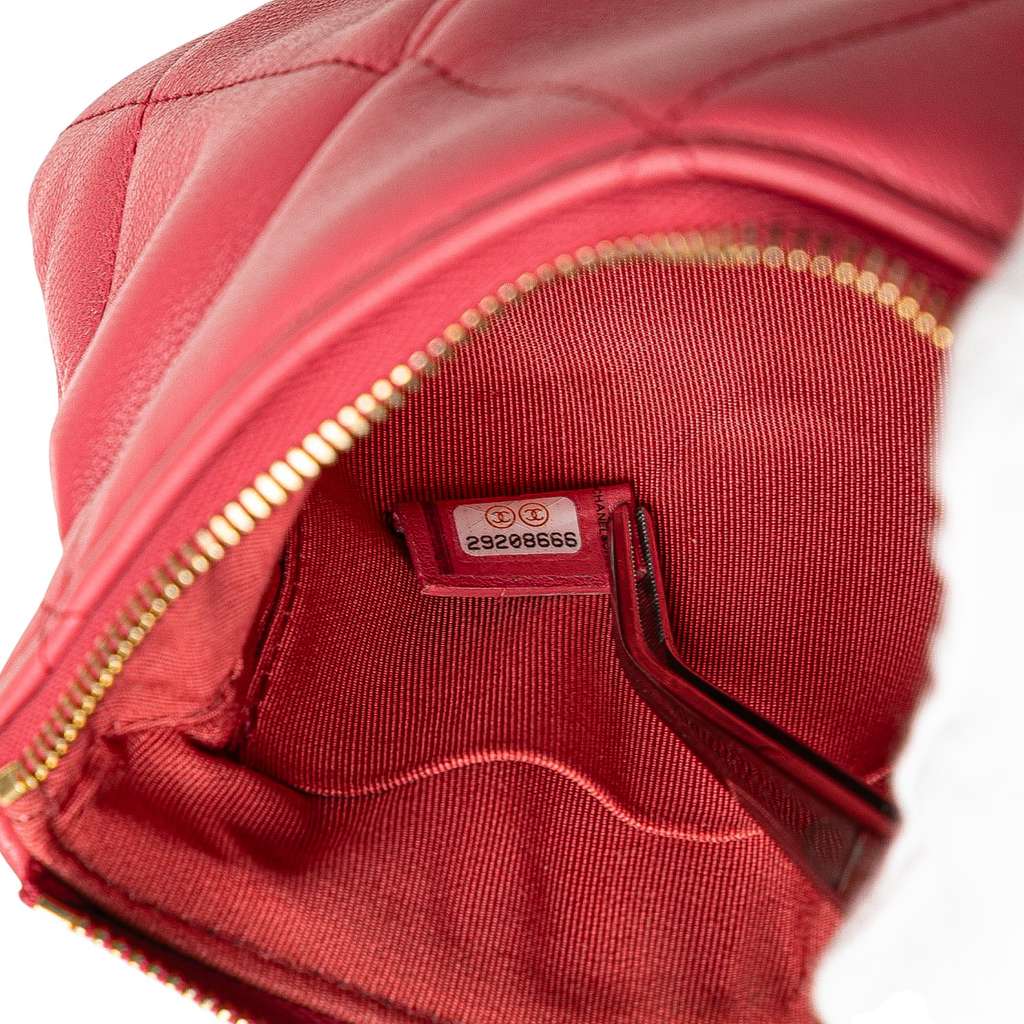 Chanel Small Lambskin 19 O Case Pouch - Detail 1