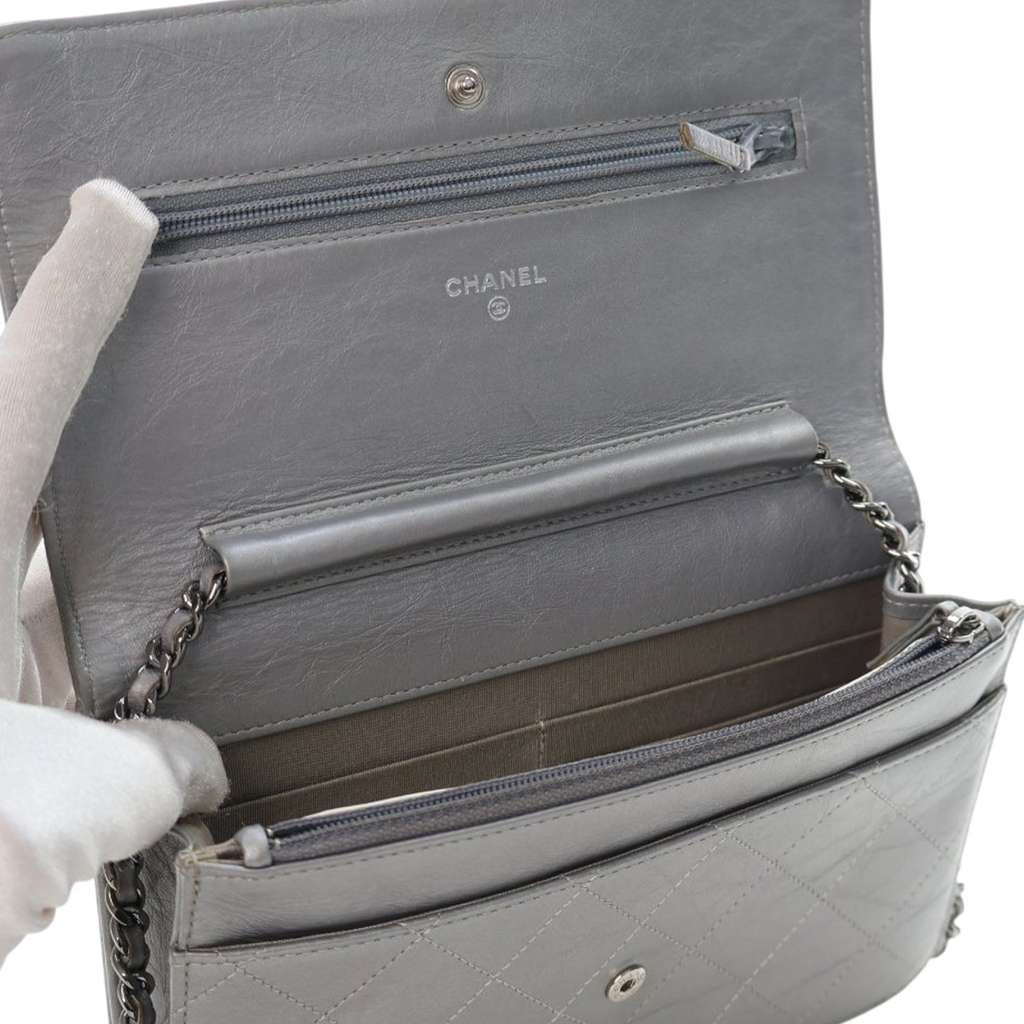 Chanel CC Quilted Aged Calfskin Wallet On Chain - Side view