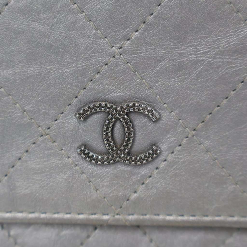 Chanel CC Quilted Aged Calfskin Wallet On Chain - Detail 2