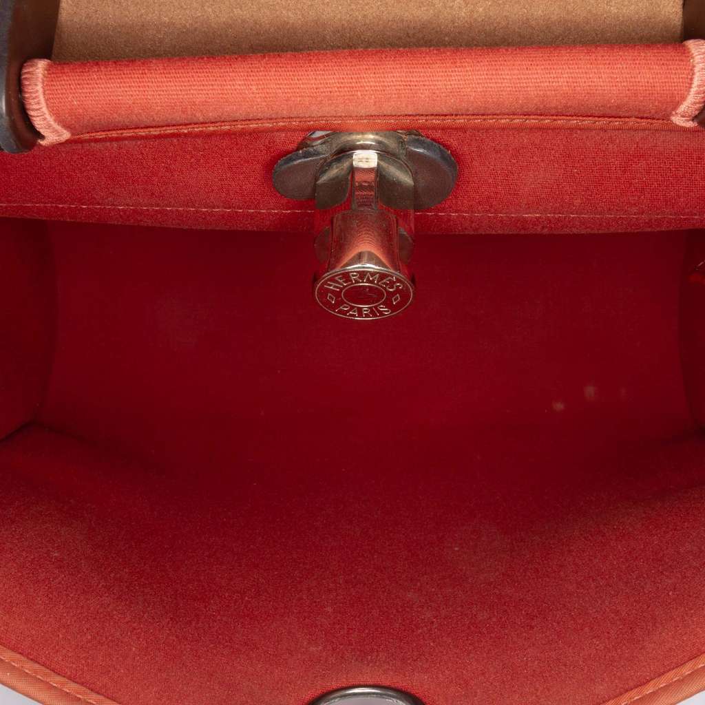 Hermès Toile Herbag Zip 31 - Side view
