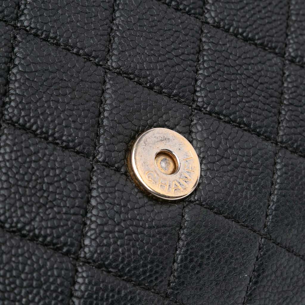 Chanel Medium Caviar CC Filigree Flap - Detail 2