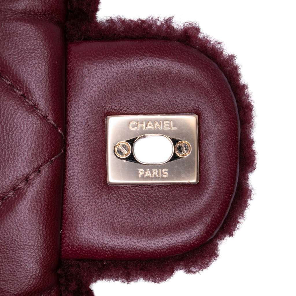 Chanel Medium Quilted Shearling Single Flap - Image 12