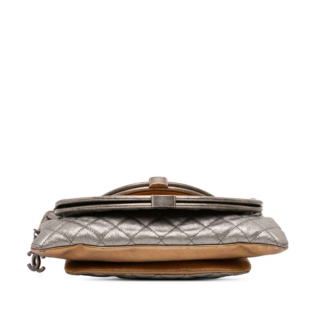 Chanel Quilted Metallic Goatskin Tabatiere Kisslock Foldover Clutch - Image 6