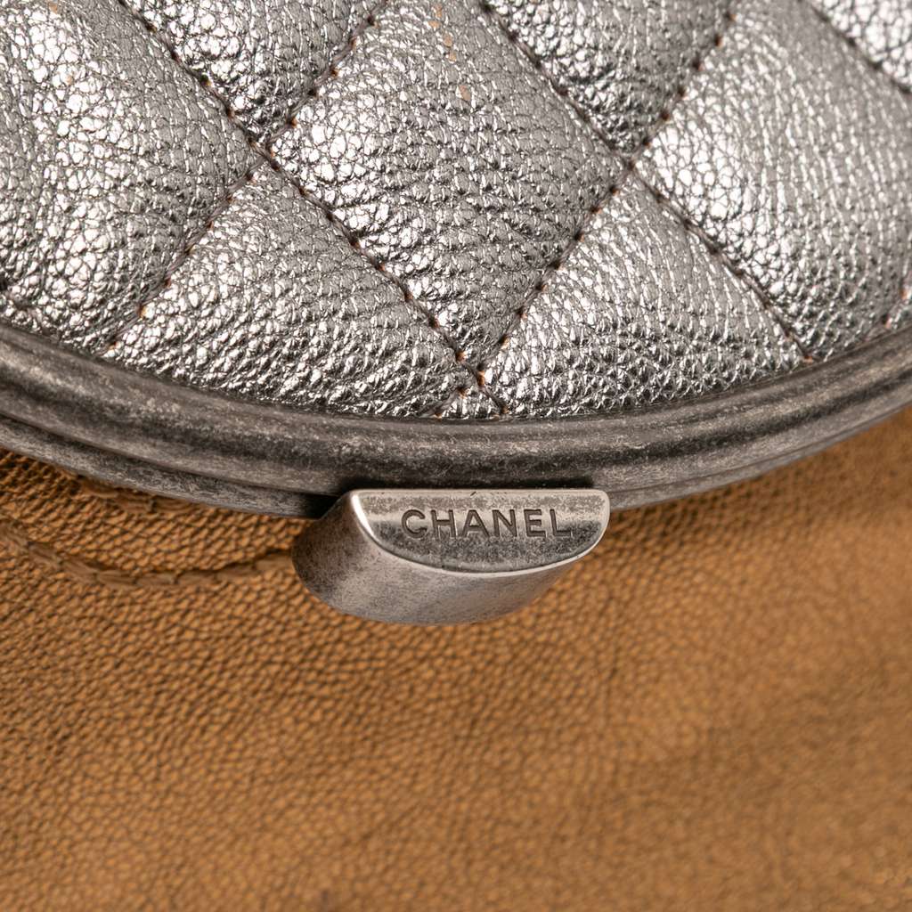 Chanel Quilted Metallic Goatskin Tabatiere Kisslock Foldover Clutch - Image 10