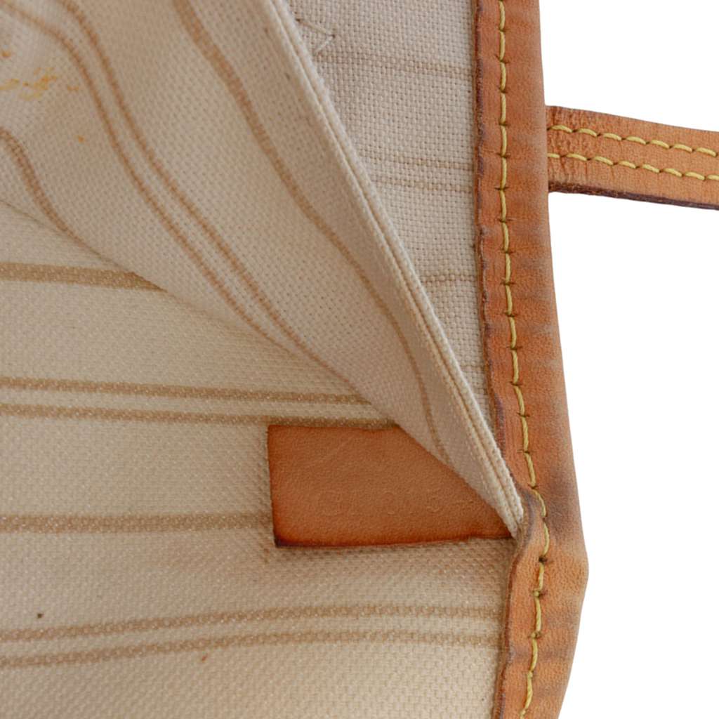 Louis Vuitton Damier Azur Neverfull MM - Detail 1