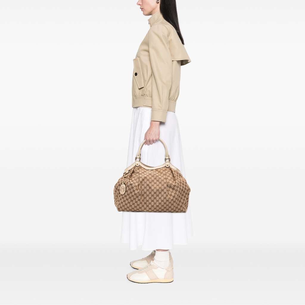 Gucci Large GG Canvas Sukey Tote - Image 13