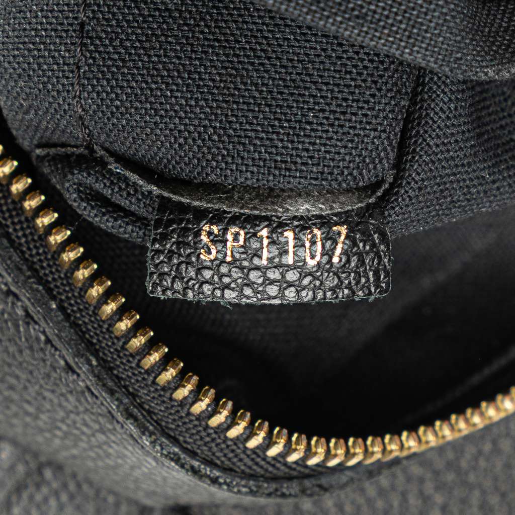 Louis Vuitton Monogram Empreinte Vosges MM - Detail 1