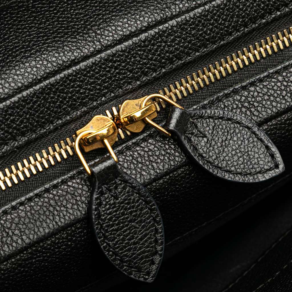 Louis Vuitton Monogram Empreinte Vosges MM - Detail 2