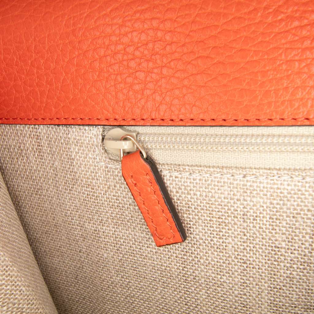 Gucci Medium Dollar Calfskin Interlocking G Crossbody - Detail 2