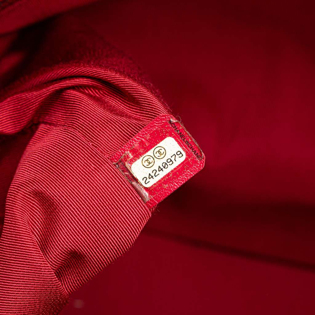 Chanel Large Aged Calfskin Gabrielle Shopping Tote - Detail 2