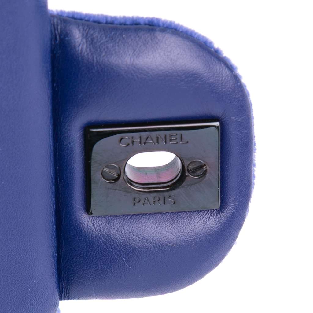 Chanel Medium Classic Velvet Double Flap - Image 10