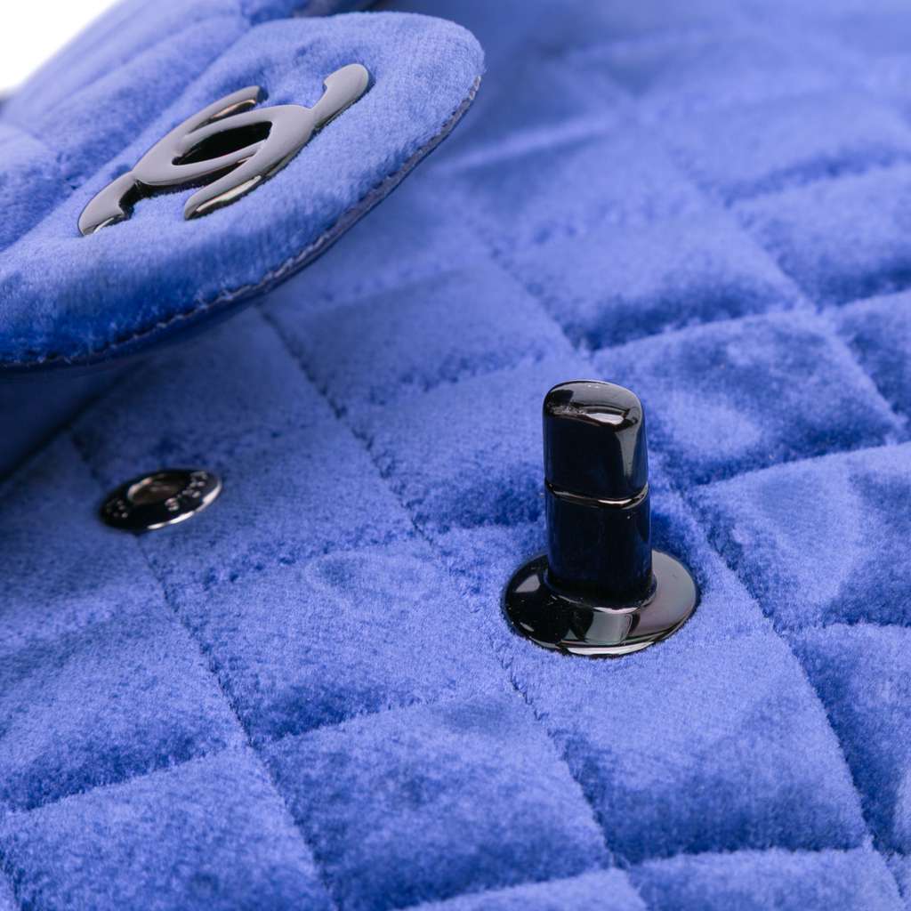 Chanel Medium Classic Velvet Double Flap - Image 11