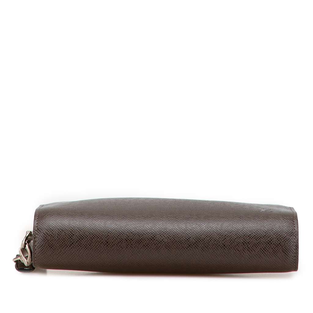 Louis Vuitton Taiga Pochette Baikal - 3