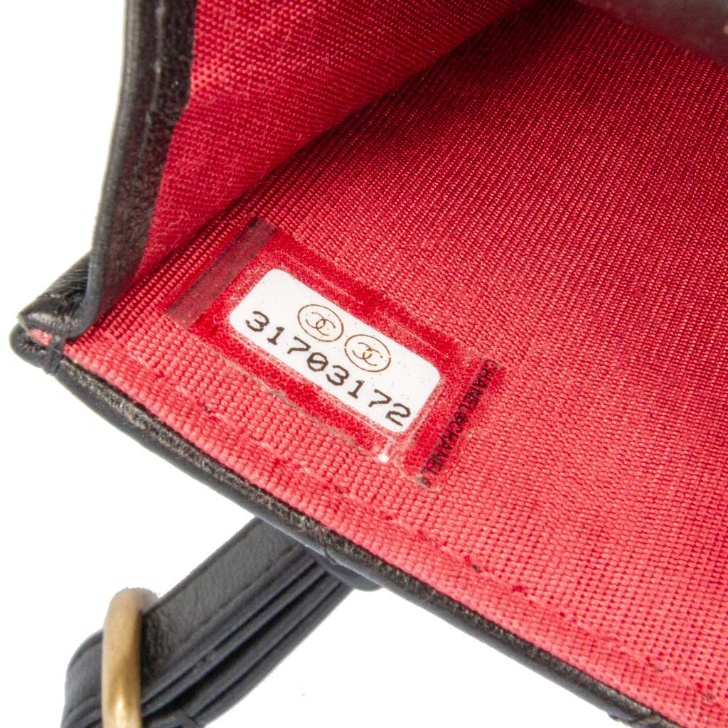 Chanel Quilted Lambskin 19 Flap Coin Purse With Chain - Detail 2