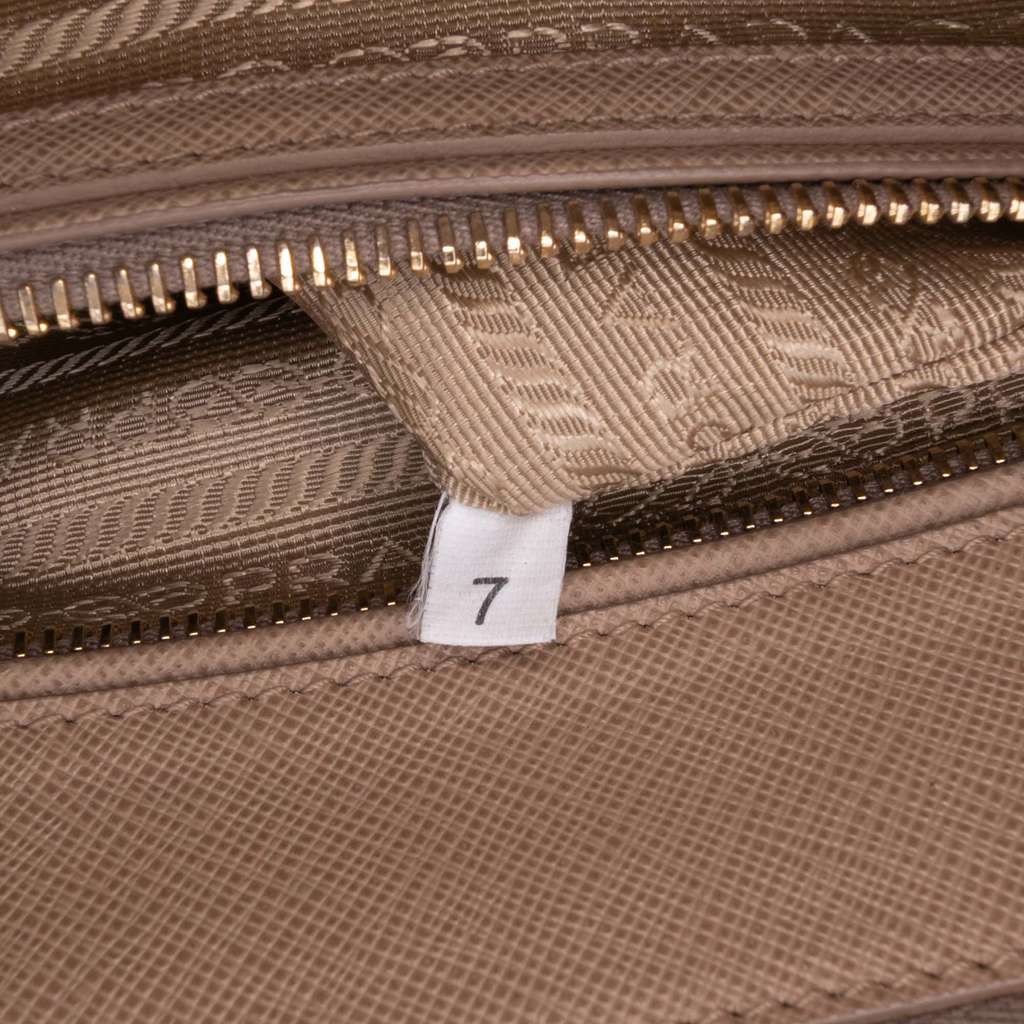Prada Large Bicolor Saffiano Lux Galleria Double Zip Satchel - Detail 1