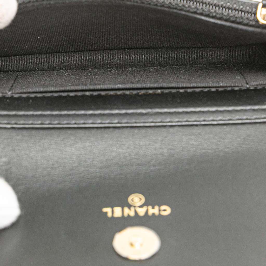 Chanel Quilted Calfskin Maxi Pearls Clutch With Chain - 4