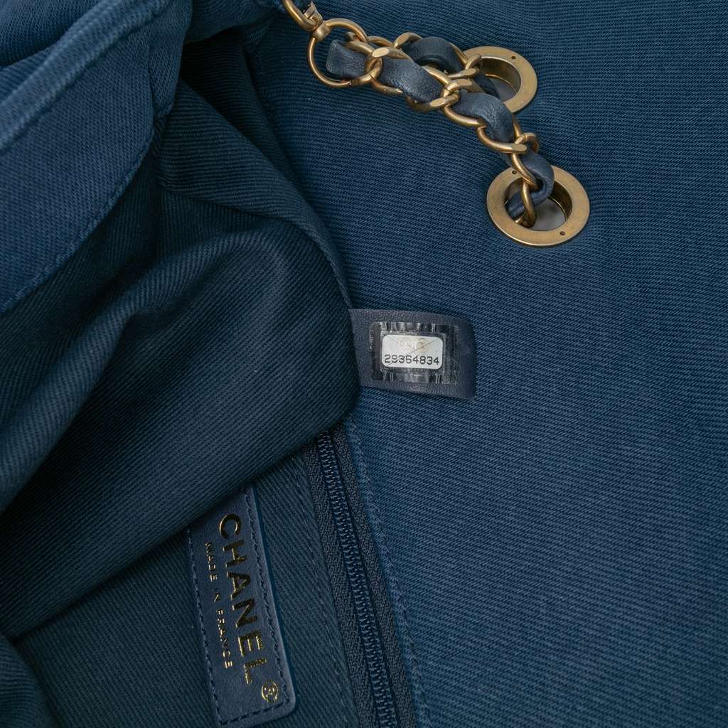 Chanel Jumbo Chevron Denim Fringe Coco Flap - Detail 1