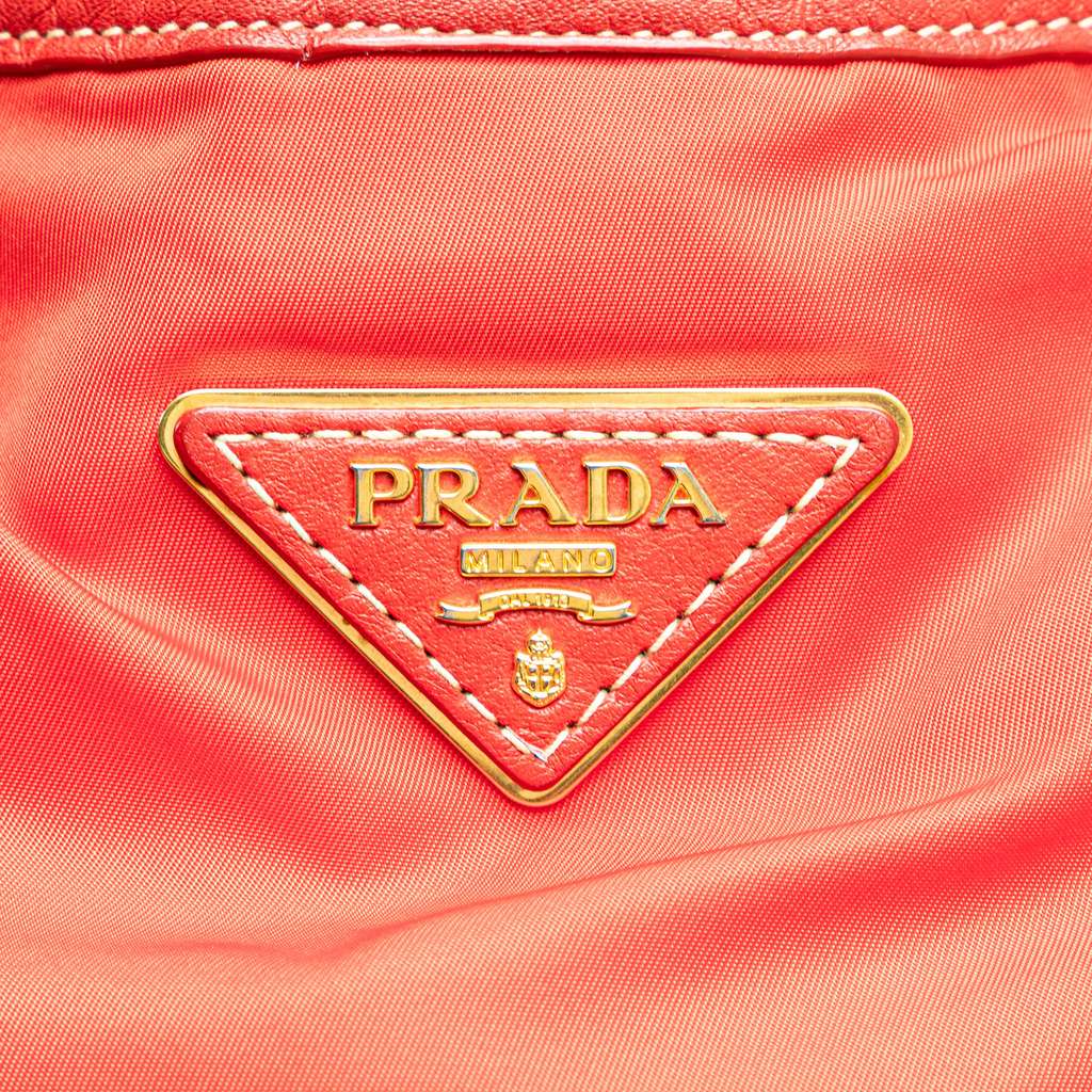 Prada Vitello Daino Trimmed Tessuto Satchel - Detail 1