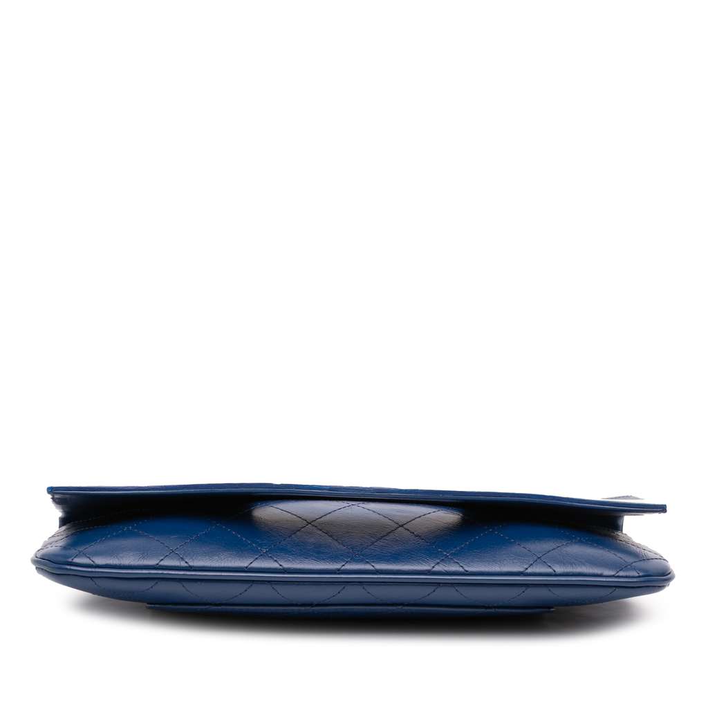 Chanel Small Bicolor Aged Calfskin 31 Pouch - Image 6