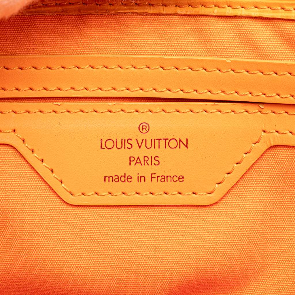 Louis Vuitton Epi Sac Plat PM - Side view