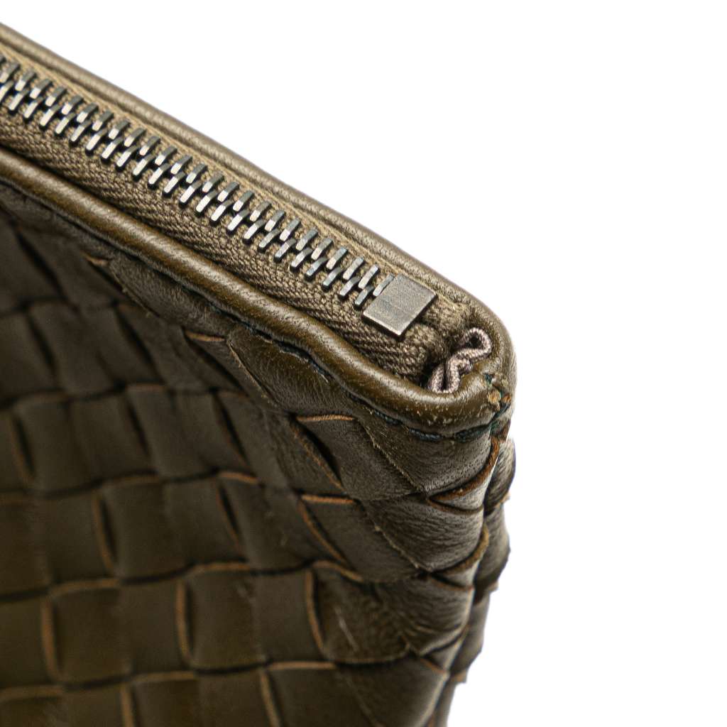 Bottega Veneta Nappa Intrecciato Stitched Clutch - Image 12