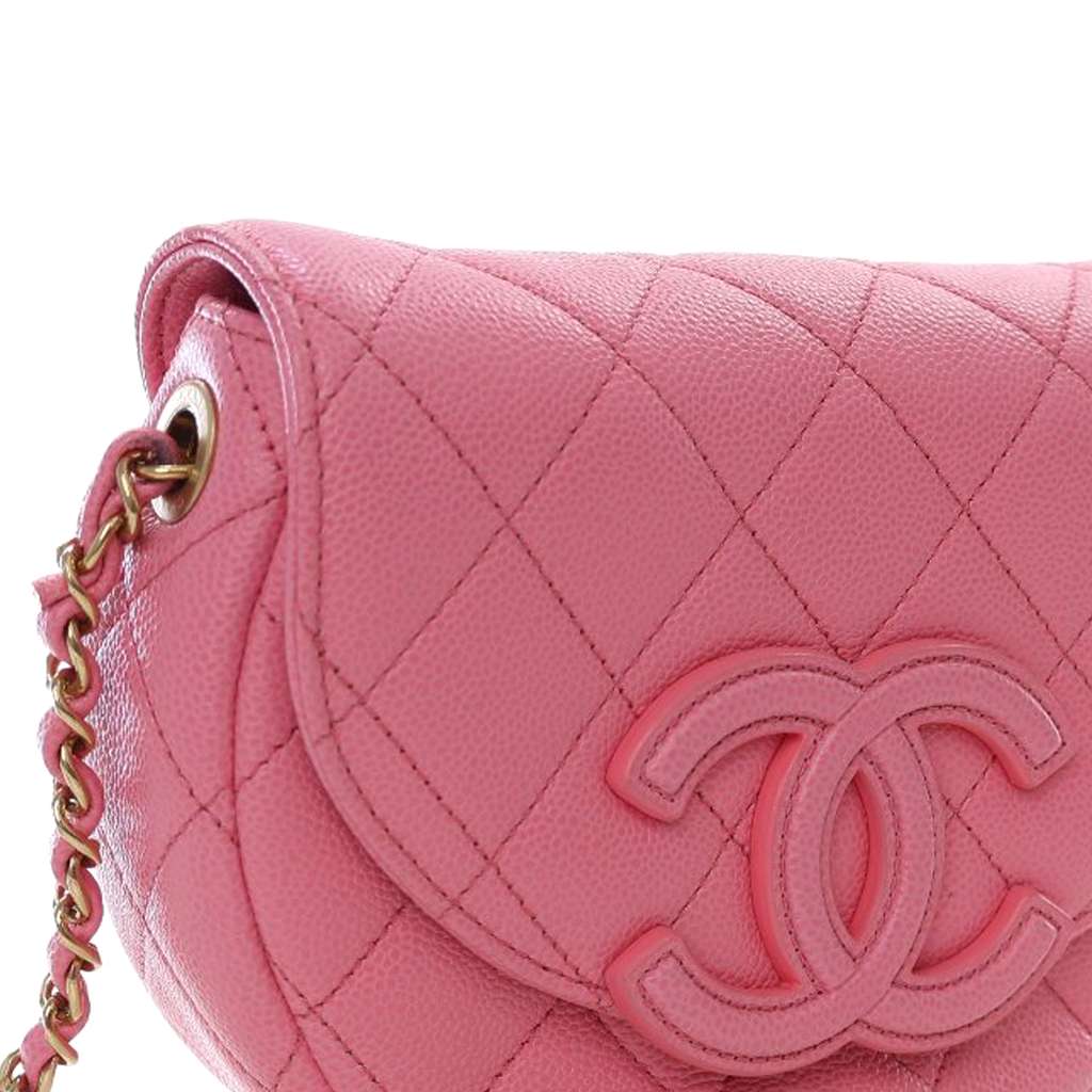 Chanel Mini Quilted Caviar CC Messenger Flap - Detail 2