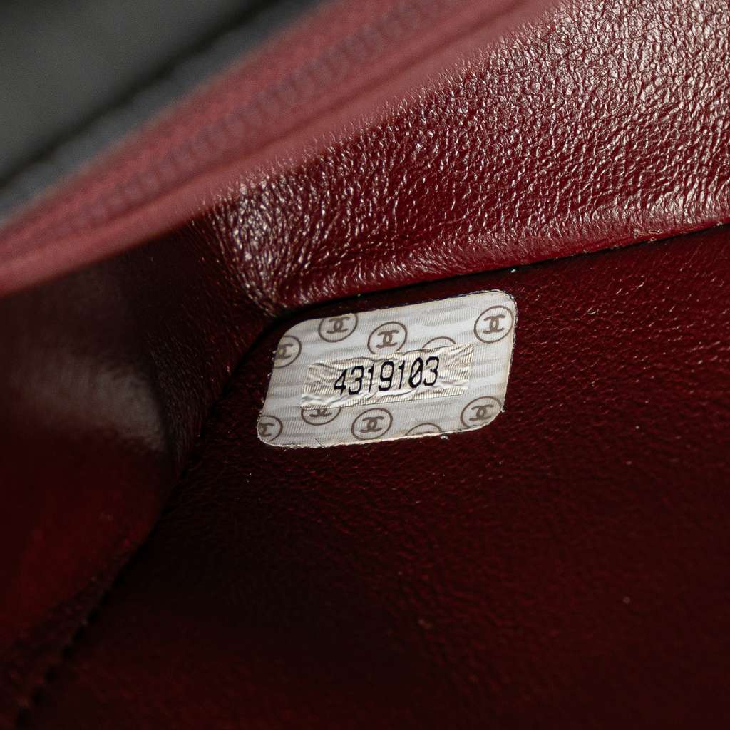 Chanel Mini Square Classic Lambskin Single Flap - Detail 1