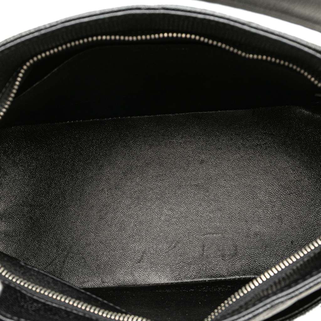 Chanel Caviar Medallion Tote - 4