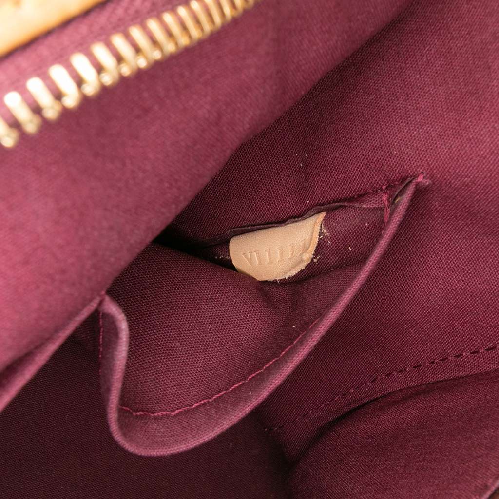 Louis Vuitton Monogram Vernis Brea MM - Detail 1