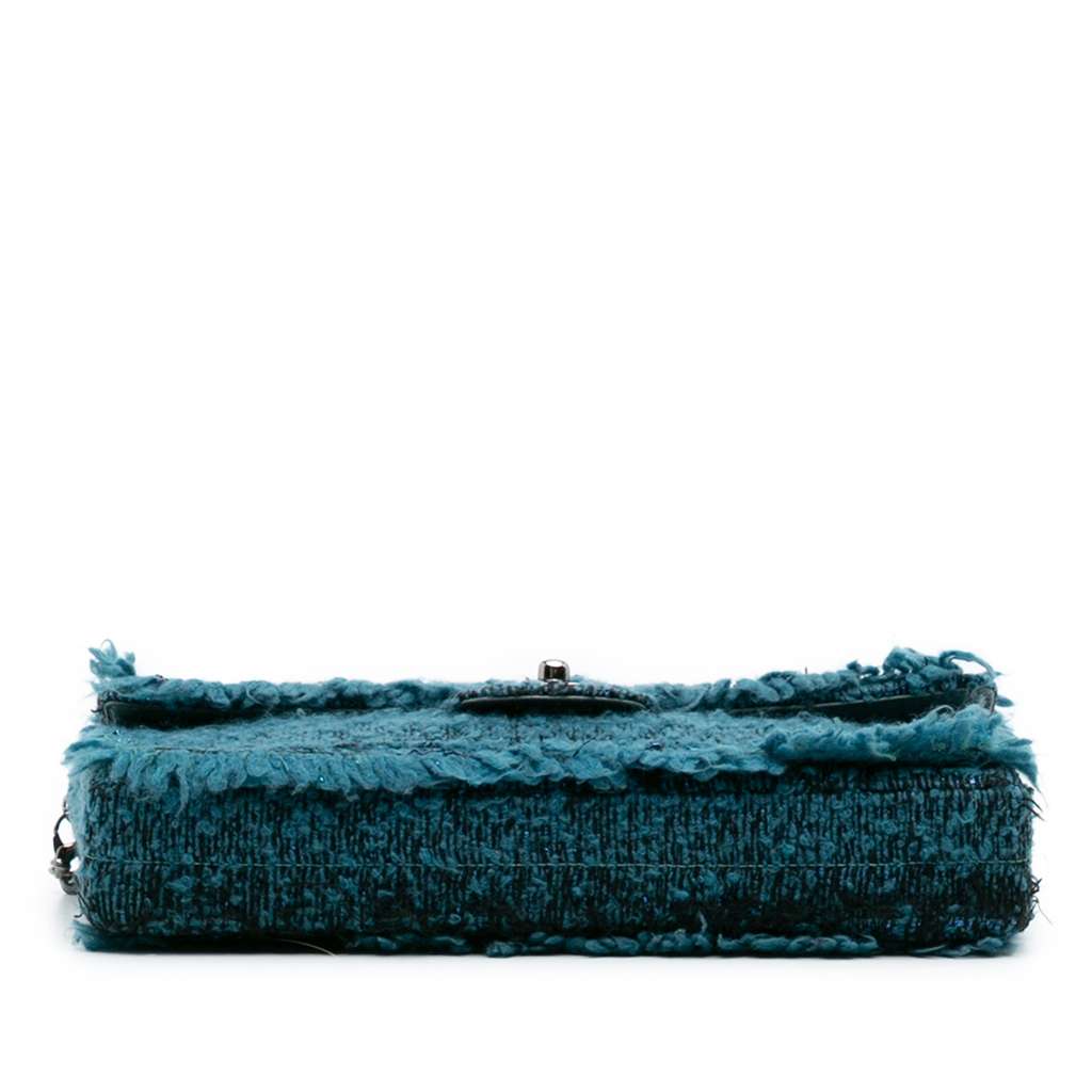 Chanel CC Tweed East West Flap - Image 6