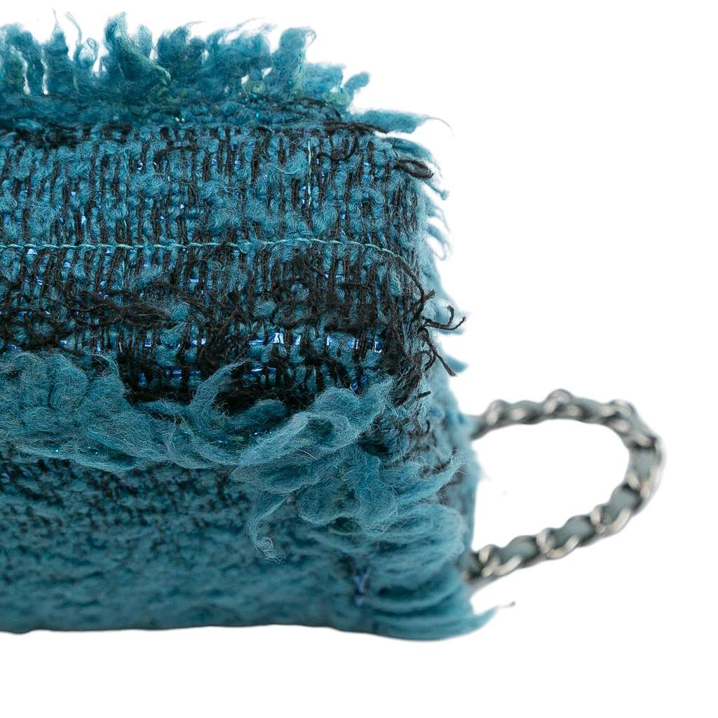 Chanel CC Tweed East West Flap - Image 10