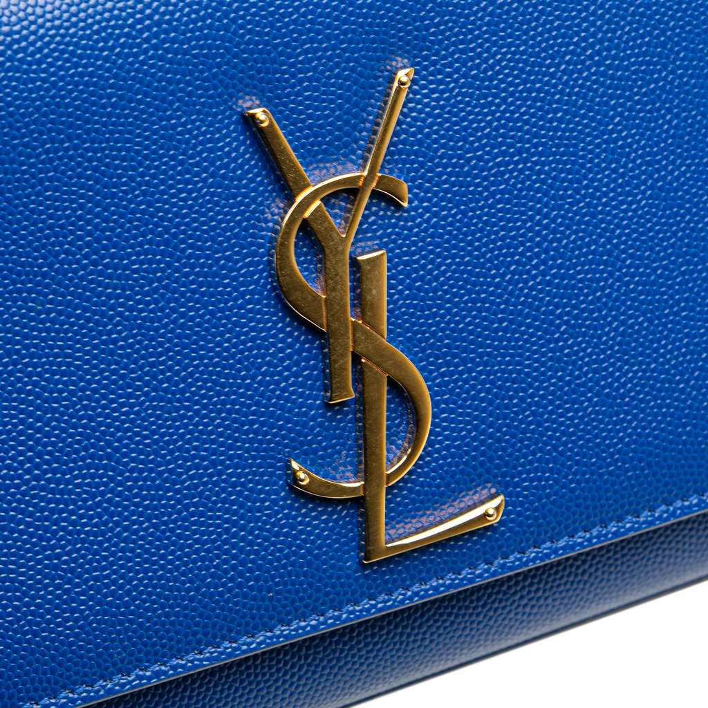 Saint Laurent Grain de Poudre Monogram Cassandre Clutch - Detail 2