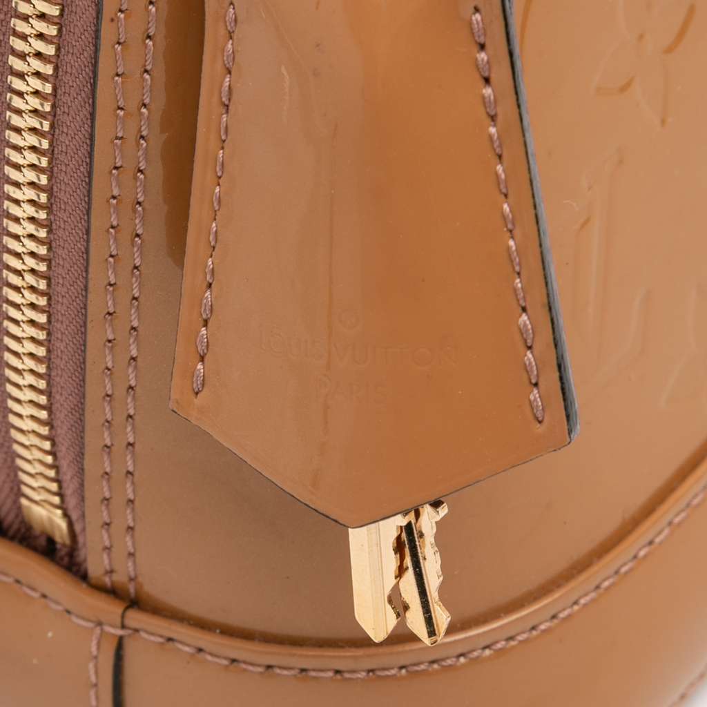 Louis Vuitton Monogram Vernis Alma BB - Image 10
