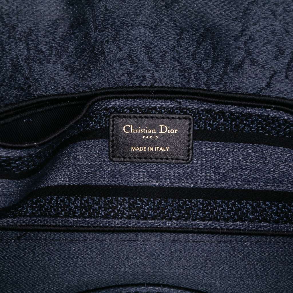 Dior Medium Canvas Embroidered Toile De Jouy Lady D Joy - Side view