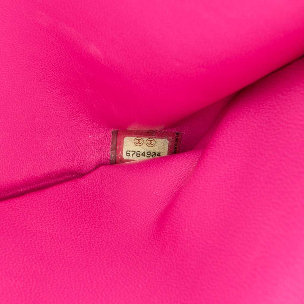 Chanel Pony Hair Logo Chain Pochette - Detail 1