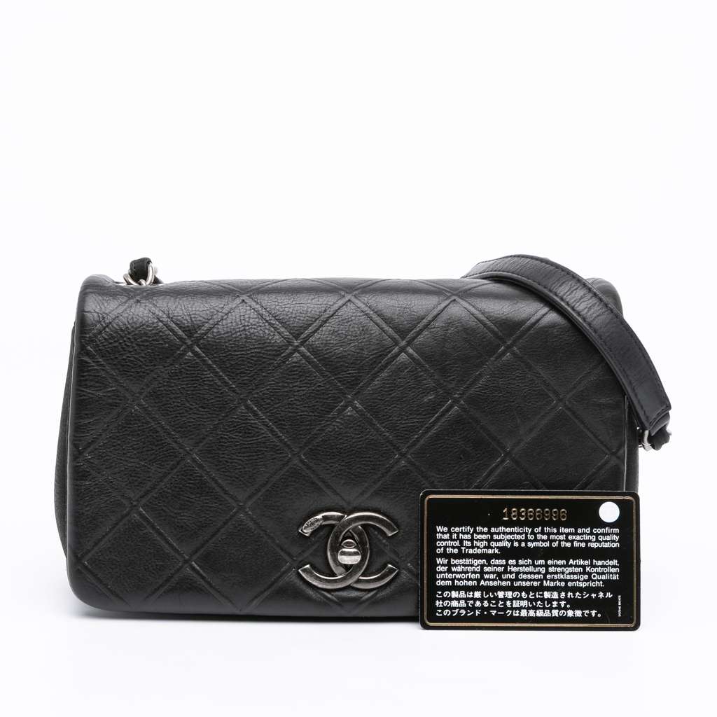 Chanel Small Diamond Embossed Calfskin New Chic Flap - Image 14