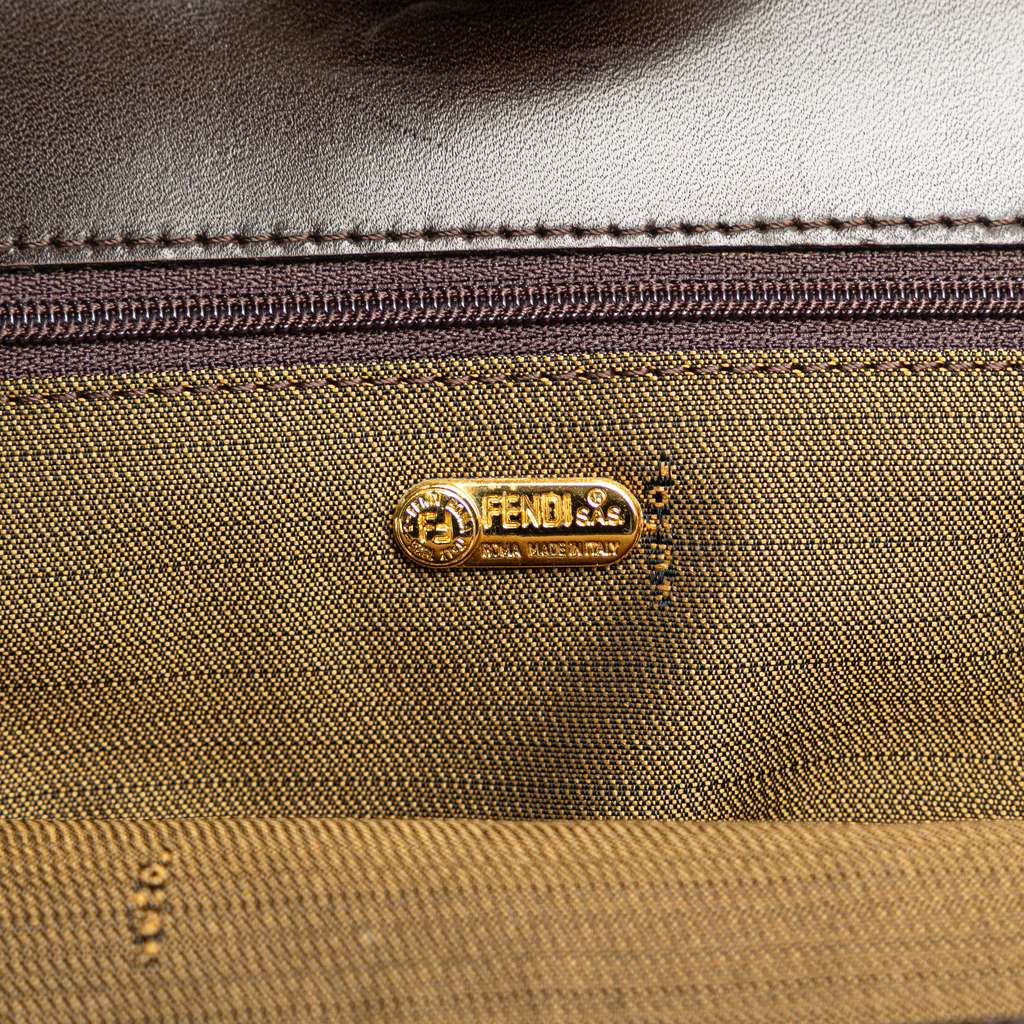 Fendi Zucca Canvas Shoulder Bag - Detail 2
