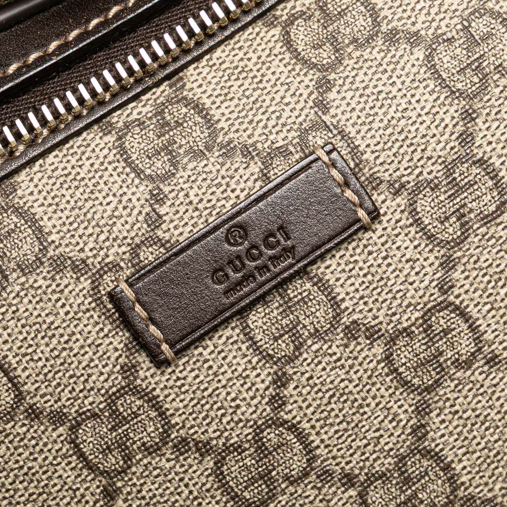 Gucci GG Supreme Belt Bag - Detail 2
