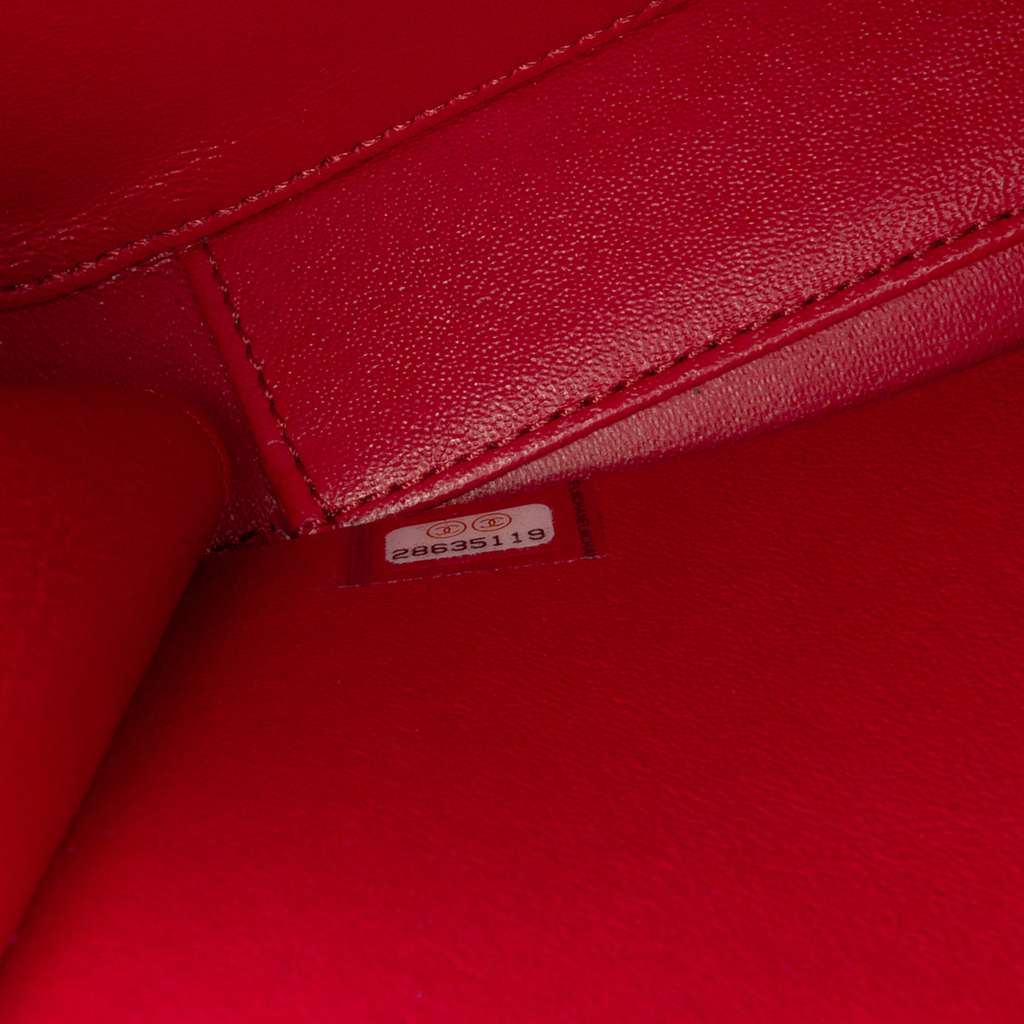 Chanel Small Caviar Filigree Vanity Case - Detail 1