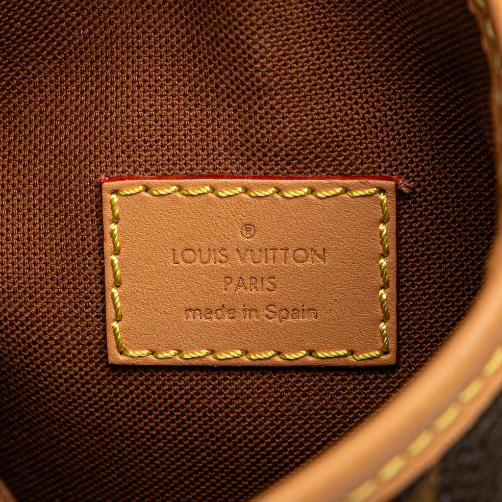 Louis Vuitton Monogram Fold Me Pouch - Side view