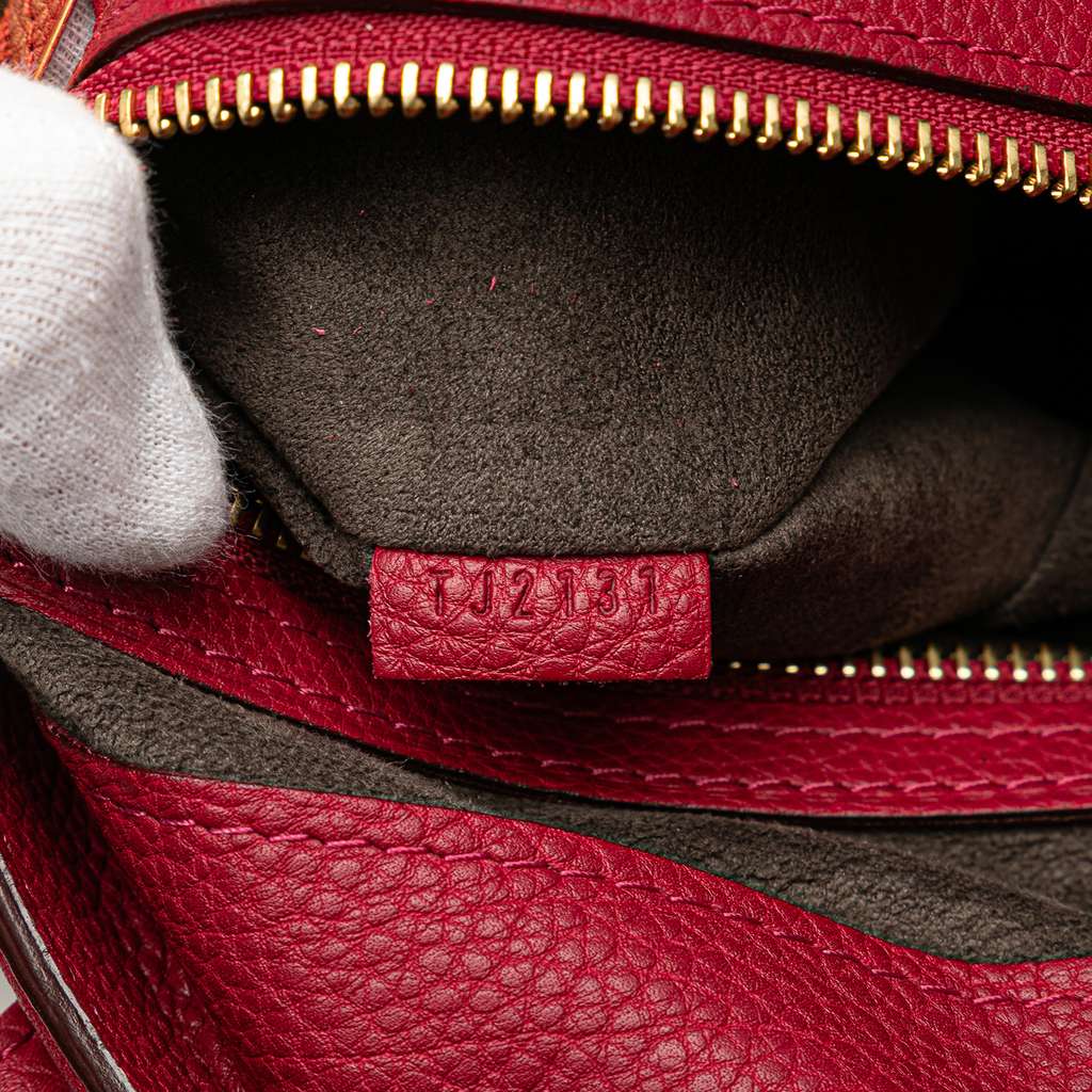 Louis Vuitton Monogram Mahina Cirrus PM - Detail 1