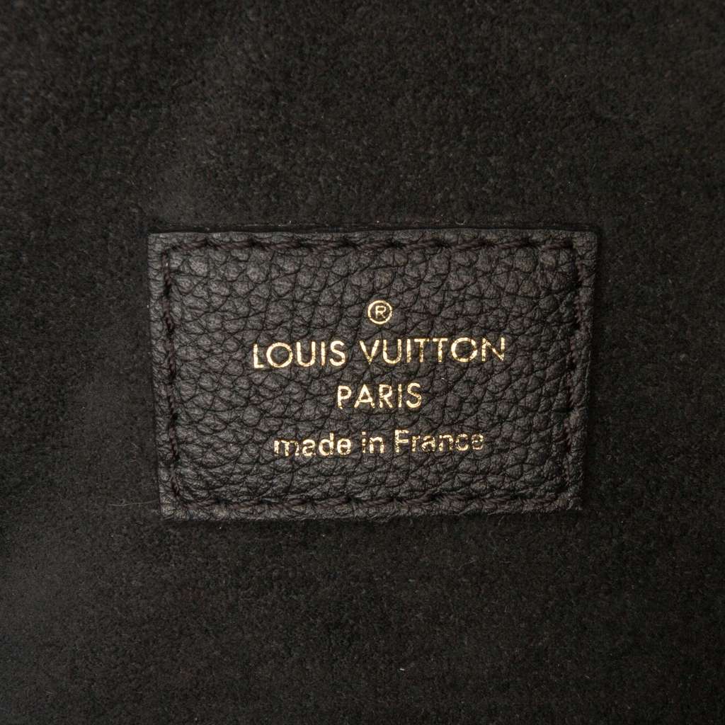 Louis Vuitton Monogram Victoire - Detail 1