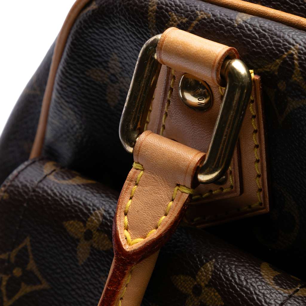 Louis Vuitton Monogram Manhattan PM - Detail 2