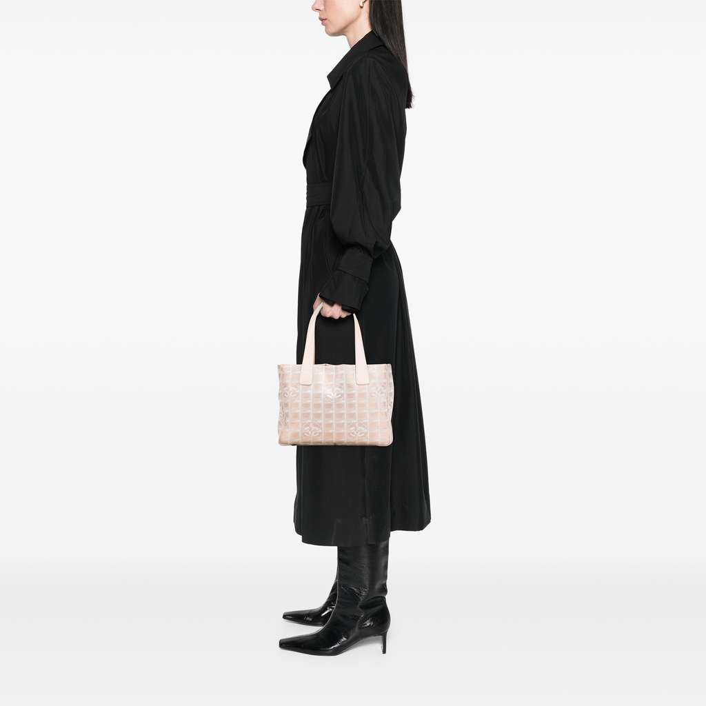 Chanel New Travel Line Nylon Tote - Image 12