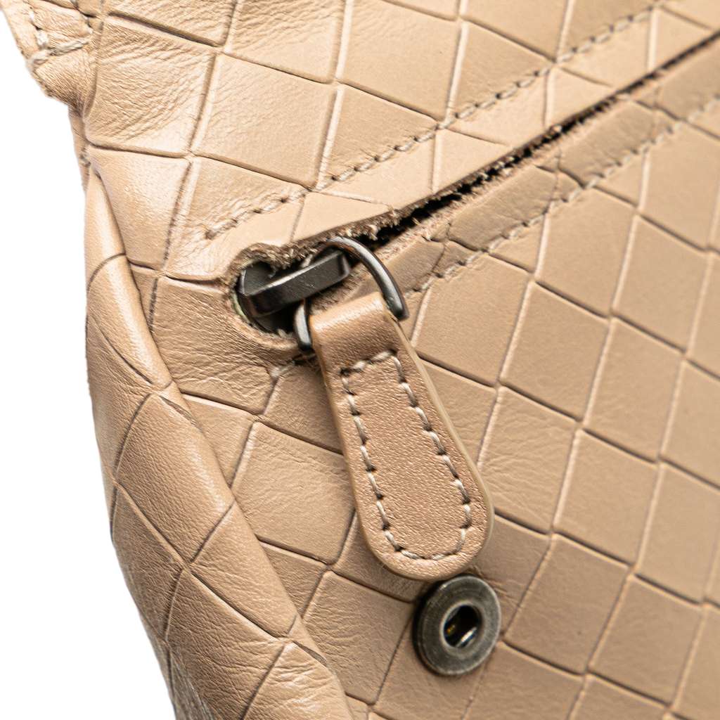 Bottega Veneta Small Leather Intrecciomirage Chain Crossbody - Image 10