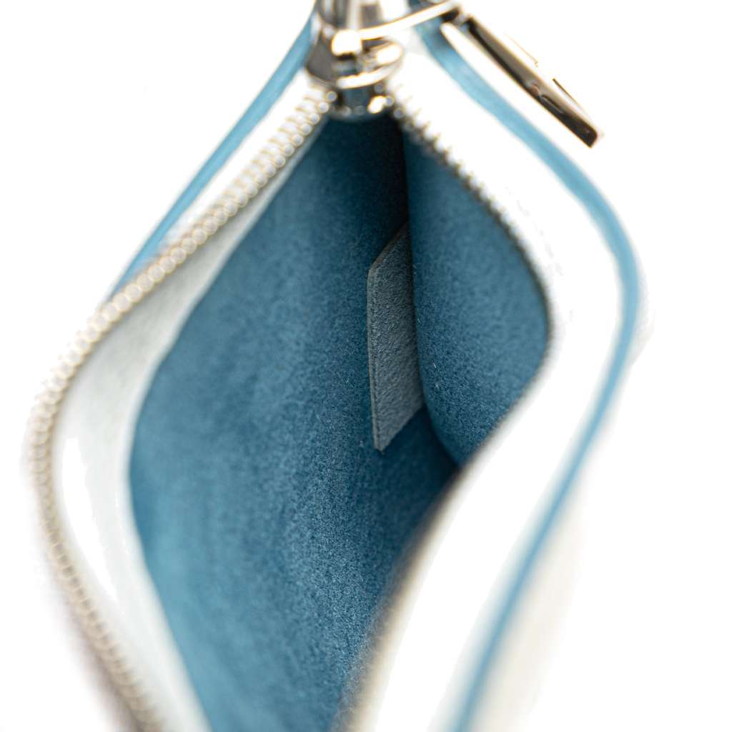 Louis Vuitton Monogram Mahina Hina PM - Detail 1