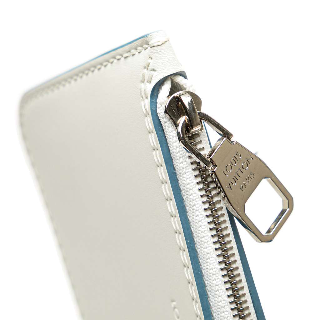 Louis Vuitton Monogram Mahina Hina PM - Detail 2